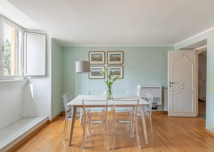 Iflat Colosseum Wide Apartment